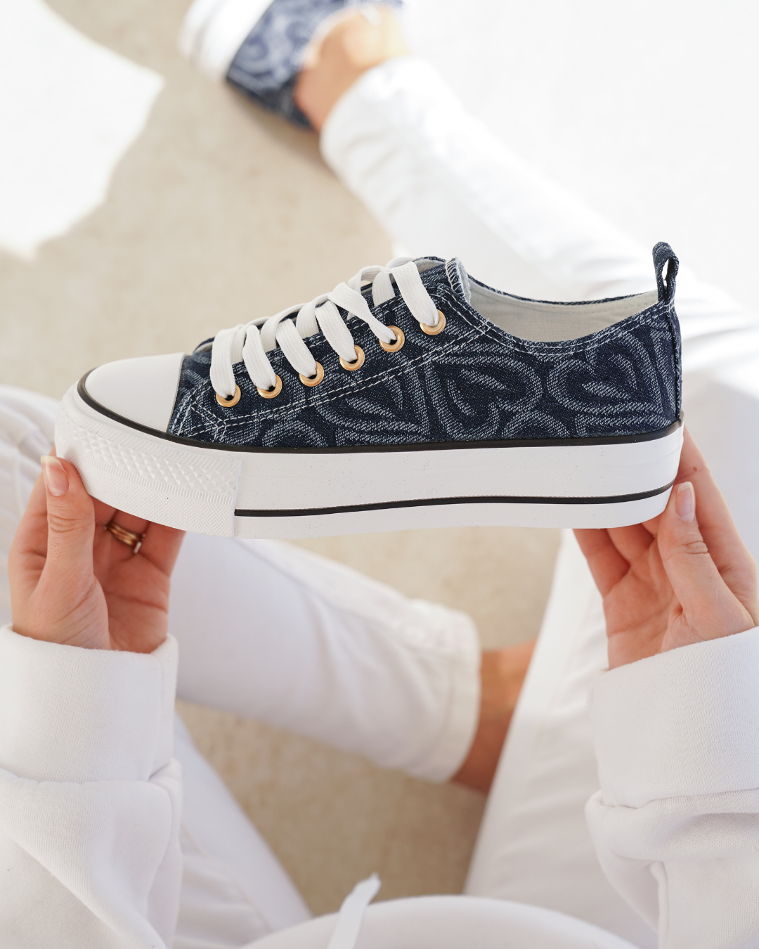 Basket femme compensée bleu foncé à lacets - Nolwen - Casualmode.fr