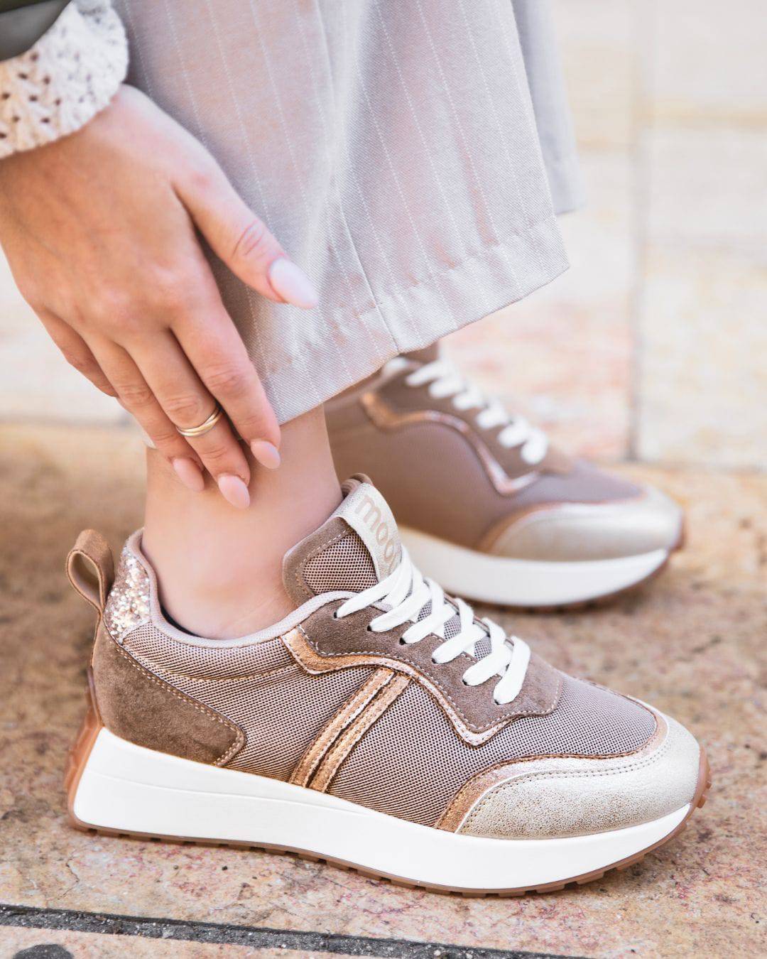 Basket femme camel à lacets - Angelina - Casualmode.fr