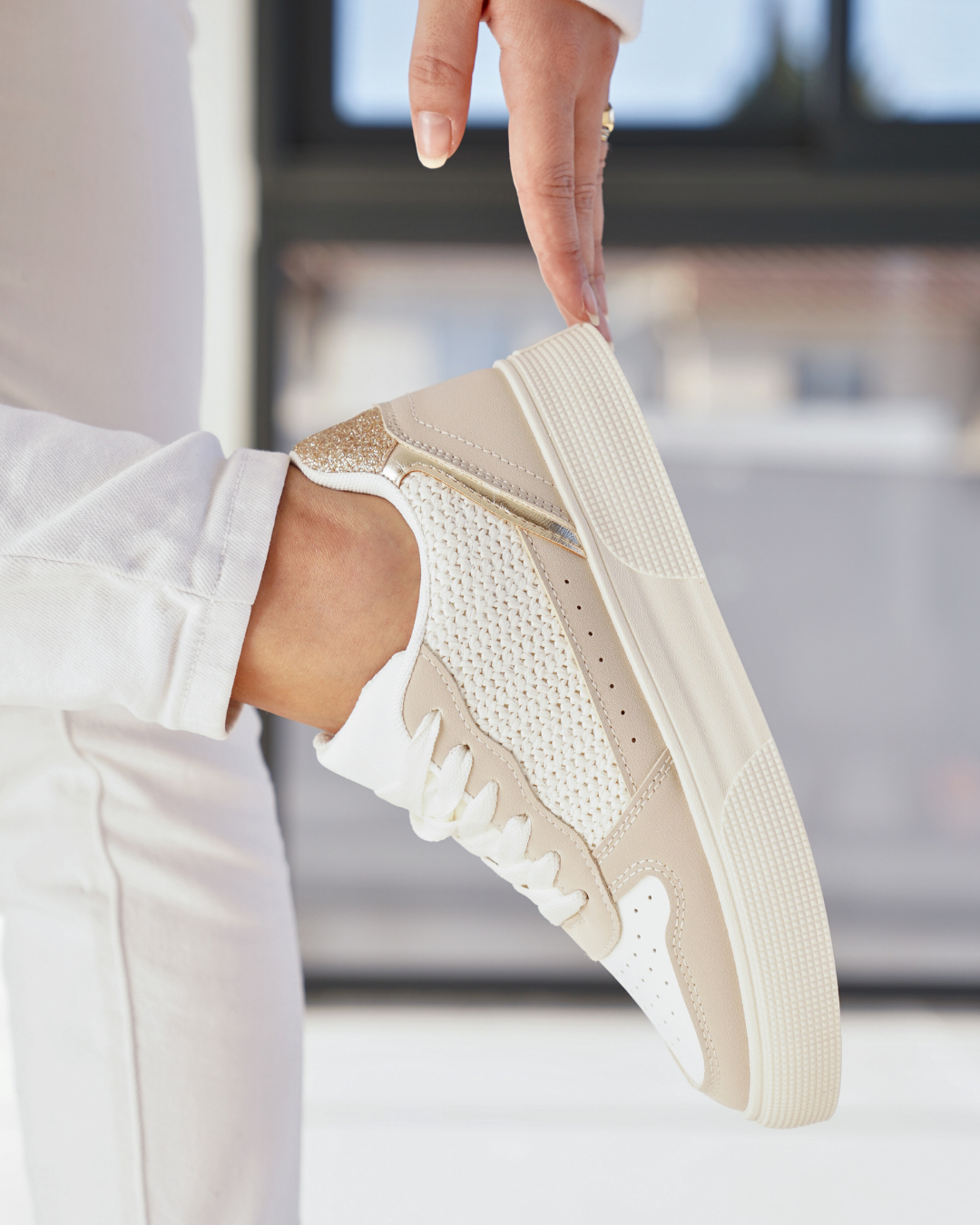 Basket femme compensée beige à lacets - Édith - Casualmode.fr