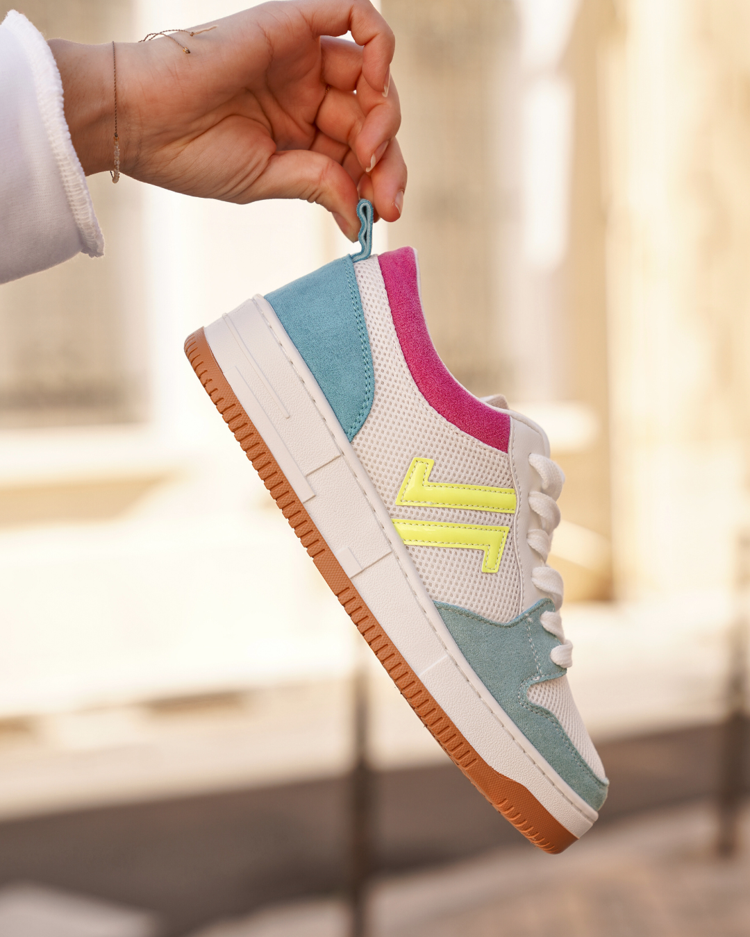 Basket femme bleu pastel à lacets - CL85 PASTEL - Casualmode.fr