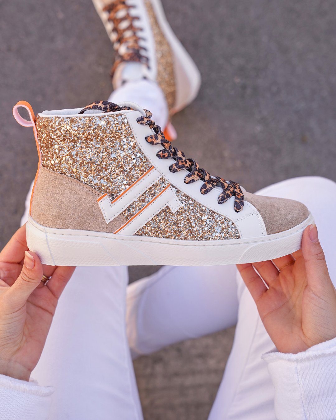 Basket montante femme léopard à lacets - CL87 LEO - Casualmode.fr