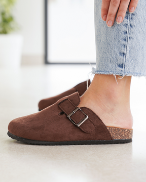 Mules femme marron avec boucle - Judy - Casualmode.fr