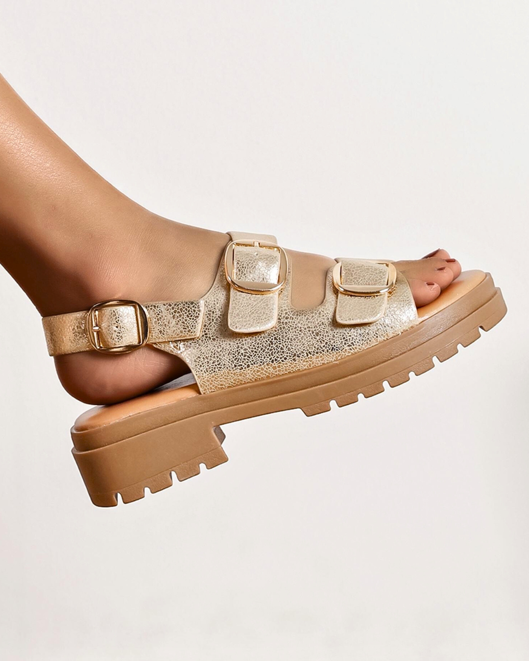 Sandale femme plateforme dorée - Natalina - Casualmode.fr