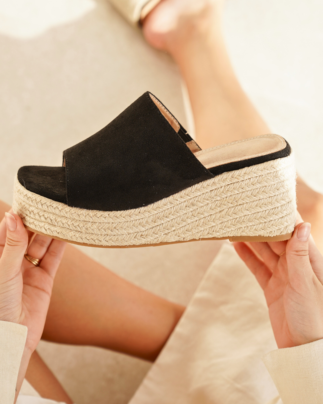 Sandale femme compensée noire - Pascale - Casualmode.fr