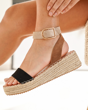 Sandale femme compensée noire - Fabiola - Casualmode.fr