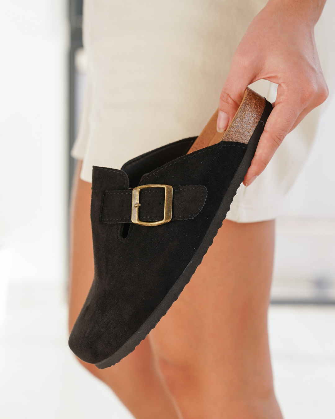 Mules femme noires avec boucle - Barbara - Casualmode.fr