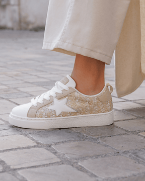 Basket femme étoile beige à lacets - Alicia - Casualmode.fr