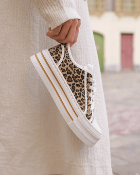 Basket femme compensée léopard à lacets - Ludivine - Casualmode.fr