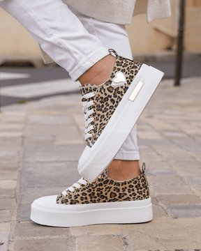 Basket femme compensée léopard à lacets - Maud - Casualmode.fr
