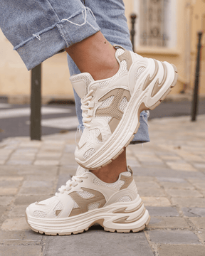 Basket femme compensée taupe à lacets - Arya - Casualmode.fr