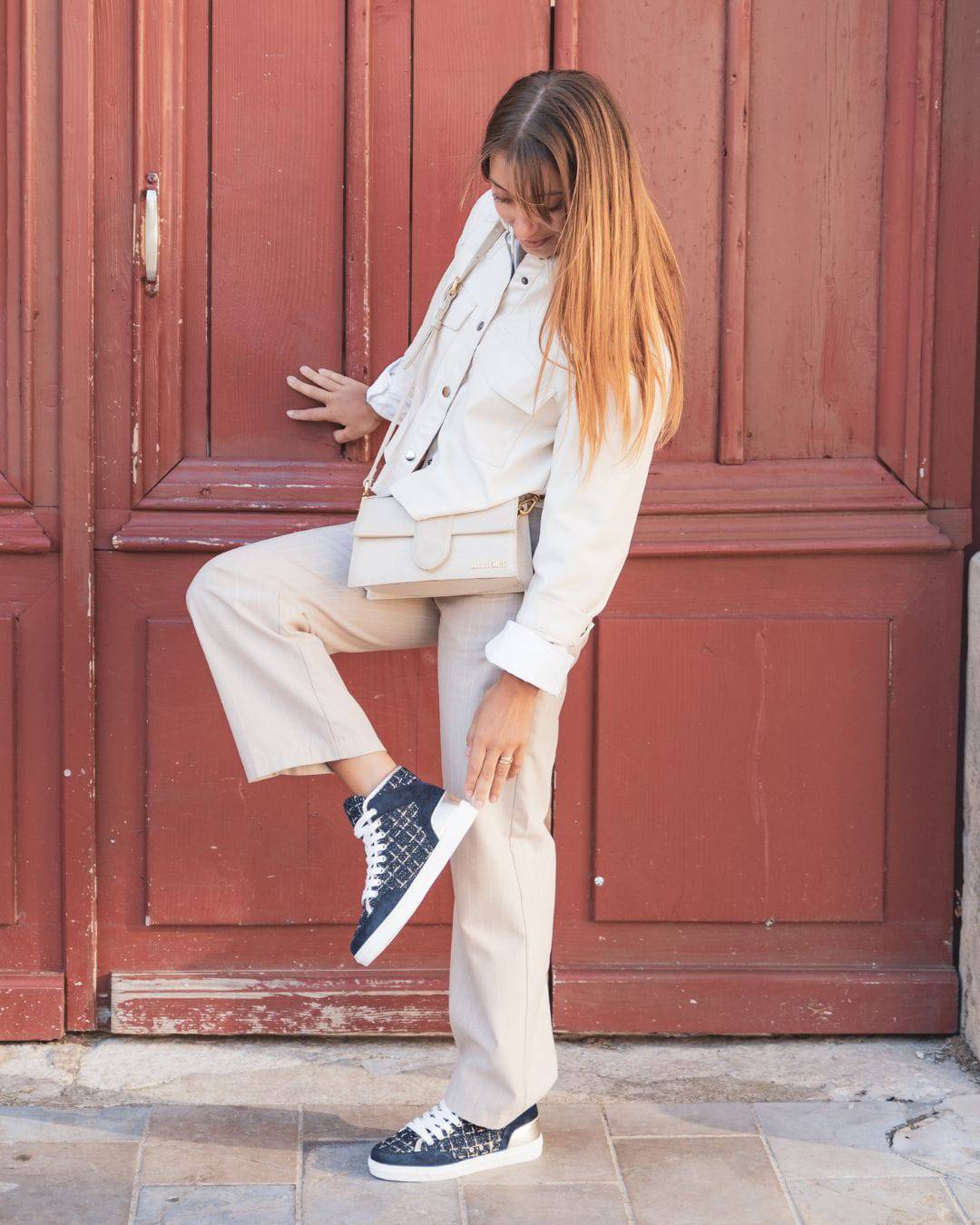 Basket femme montante bleue marine et dorée - Valentine - Casualmode.fr