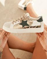 Basket femme dorée étoile à lacets - Joya - Casualmode.fr