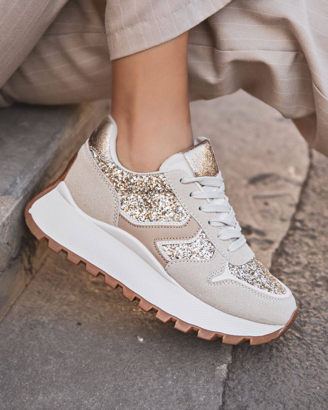 Basket femme beige plateforme à lacets - Marissa - Casualmode.fr