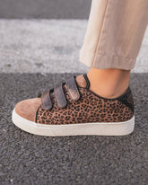 Basket femme léopard à scratch - Apolline - Casualmode.fr