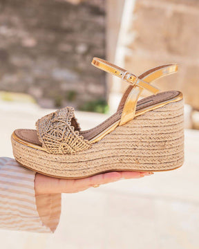 Sandale femme compensée doré - Aisha - Casualmode.fr