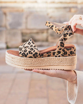 Sandale femme compensée CUIR léopard - MJNP92 - Casualmode.fr