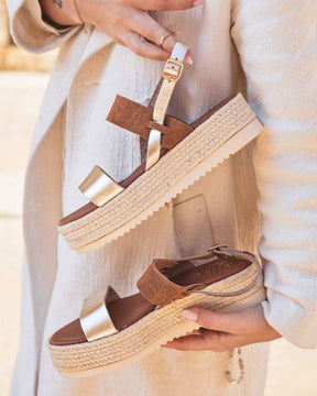 Sandale plate en CUIR plateforme camel femme - MJNP104 - Casualmode.fr