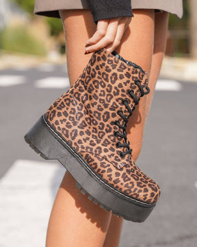 Bottines femme léopard rangers à lacets - Lexie - Casualmode.fr