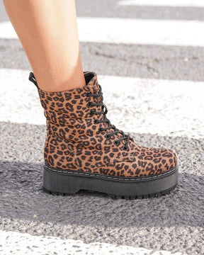 Bottines femme léopard rangers à lacets - Lexie - Casualmode.fr
